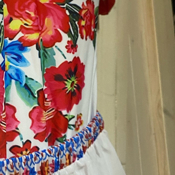 Boho Blanca resort onepiece swimsuit & maxi cover-up skirt white red blue floral - Picture 6 of 16